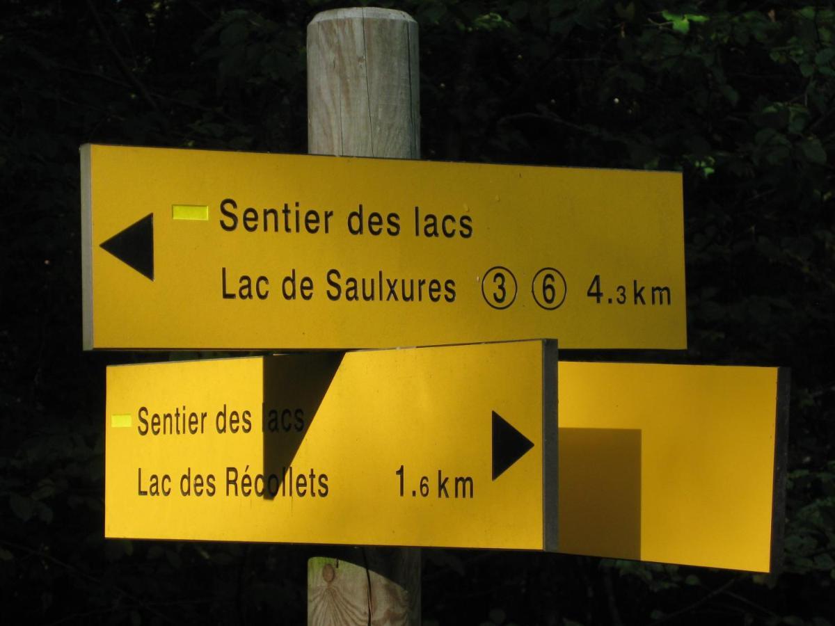 Camping Porte Des Vosges Bulgnéville Exteriör bild