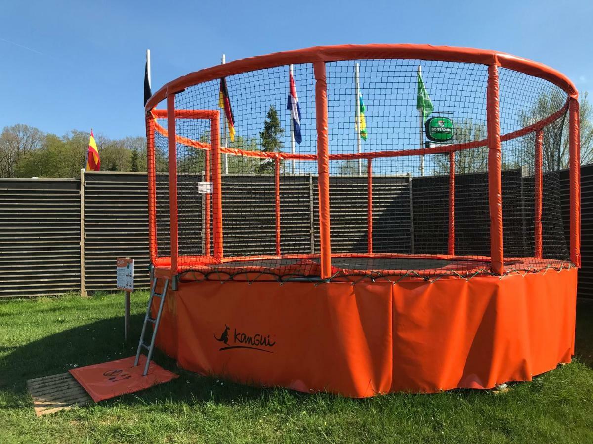 Camping Porte Des Vosges Bulgnéville Exteriör bild