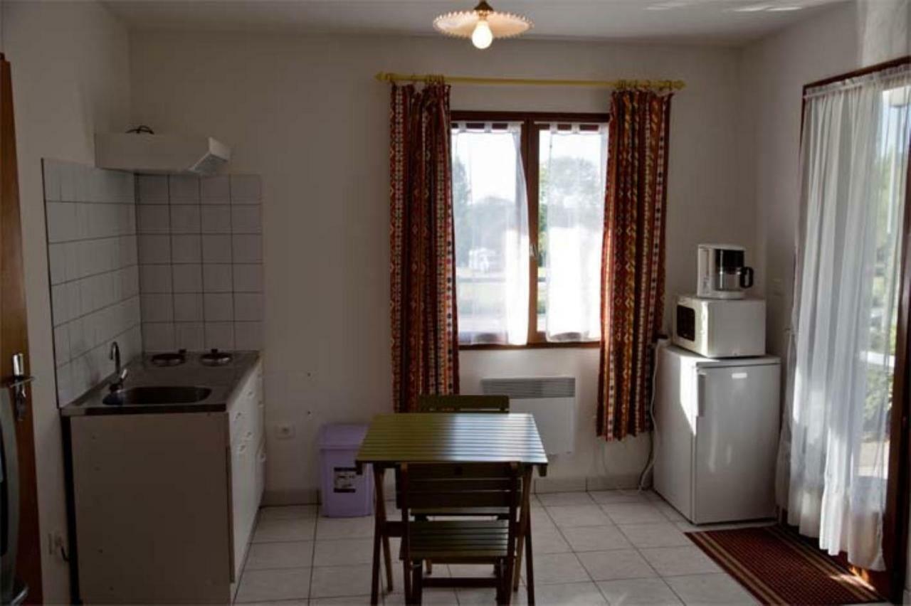 Camping Porte Des Vosges Bulgnéville Exteriör bild