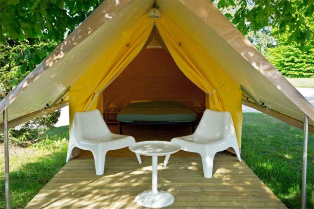 Camping Porte Des Vosges Bulgnéville Exteriör bild