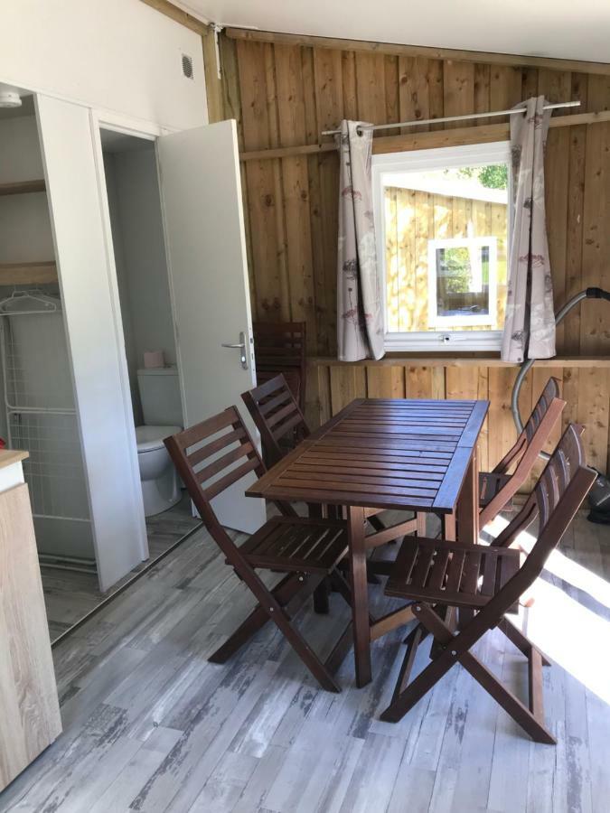Camping Porte Des Vosges Bulgnéville Exteriör bild