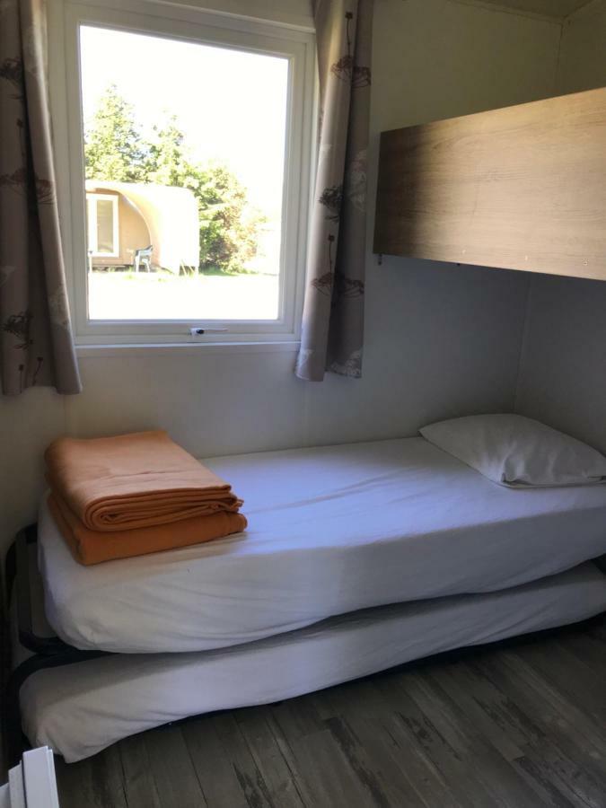 Camping Porte Des Vosges Bulgnéville Exteriör bild